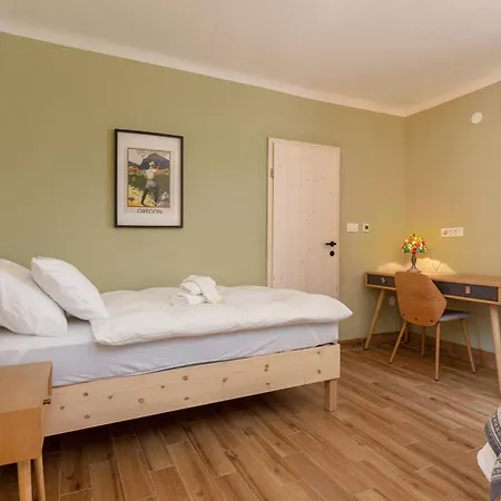 Horská chata Farmhouse Chalet Apartments *