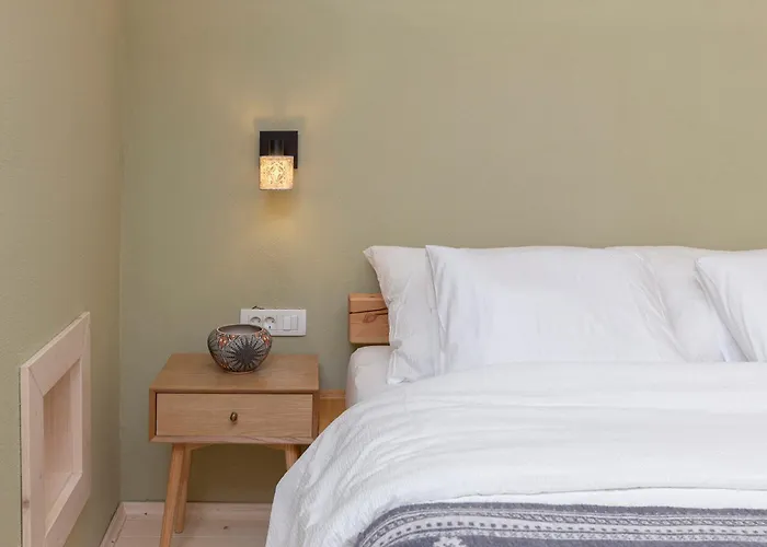 Farmhouse Chalet Apartments Σαλέ *