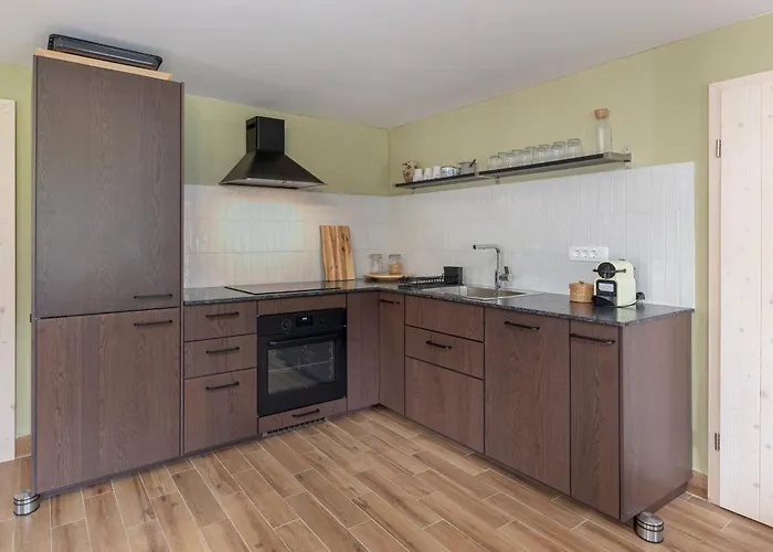 Σαλέ Farmhouse Chalet Apartments *